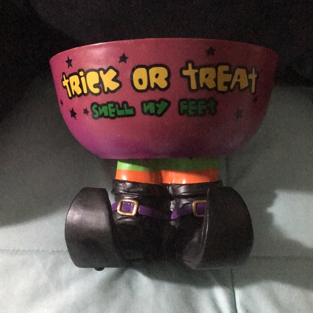 ππTRICK OR TREAT BUCKET IS FOR CANDY ππ - Picture 1 of 5